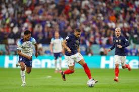 社交媒体上 社交媒体上